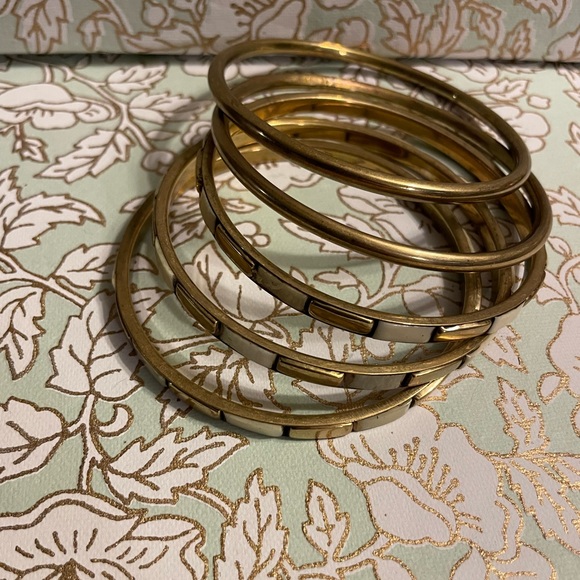 Bangle bracelets - Picture 3 of 9